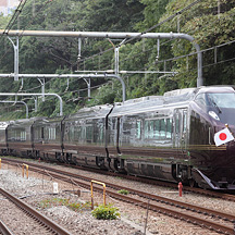 E655系お召し列車、中央本線を走る