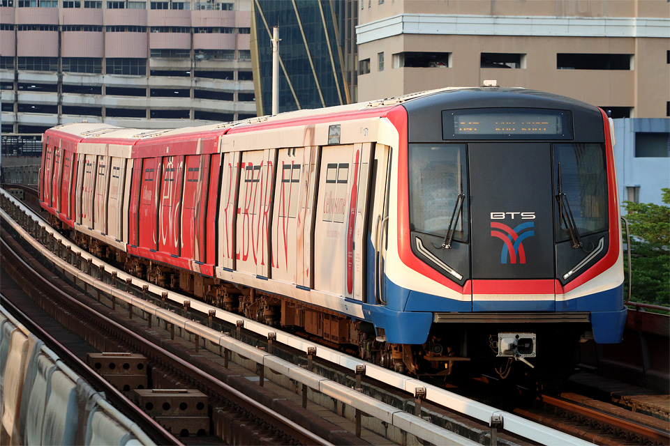 D77304.jpg