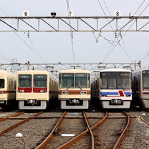 くぬぎ山車両基地 第15回「電車基地見学・展示会」開催