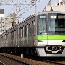 都営新宿線の8連運用 9 - 八幡山行