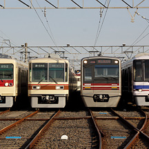 くぬぎ山車両基地 第19回「電車基地見学・展示会」開催