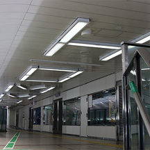 Osaka Metro御堂筋線 シン・シャンデリアコレクション 5 - 本町駅